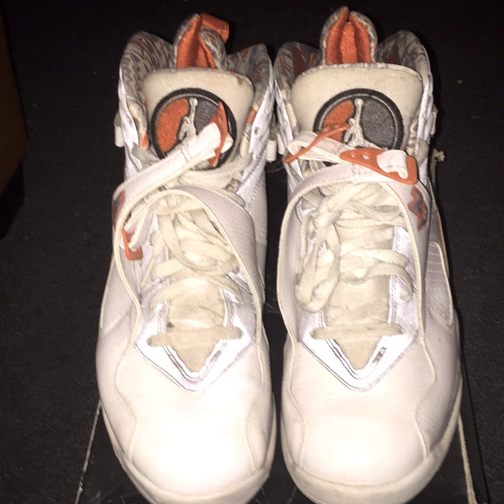 Jordan 8s. Citrus oranges. Came out in 2008 rare